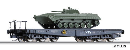 6 axle Flat car loaded with armored vehicle BMP-1 of German Bundeswehr. (Limited edition)<br /><a href='images/pictures/Tillig/15615.jpg' target='_blank'>Full size image</a>